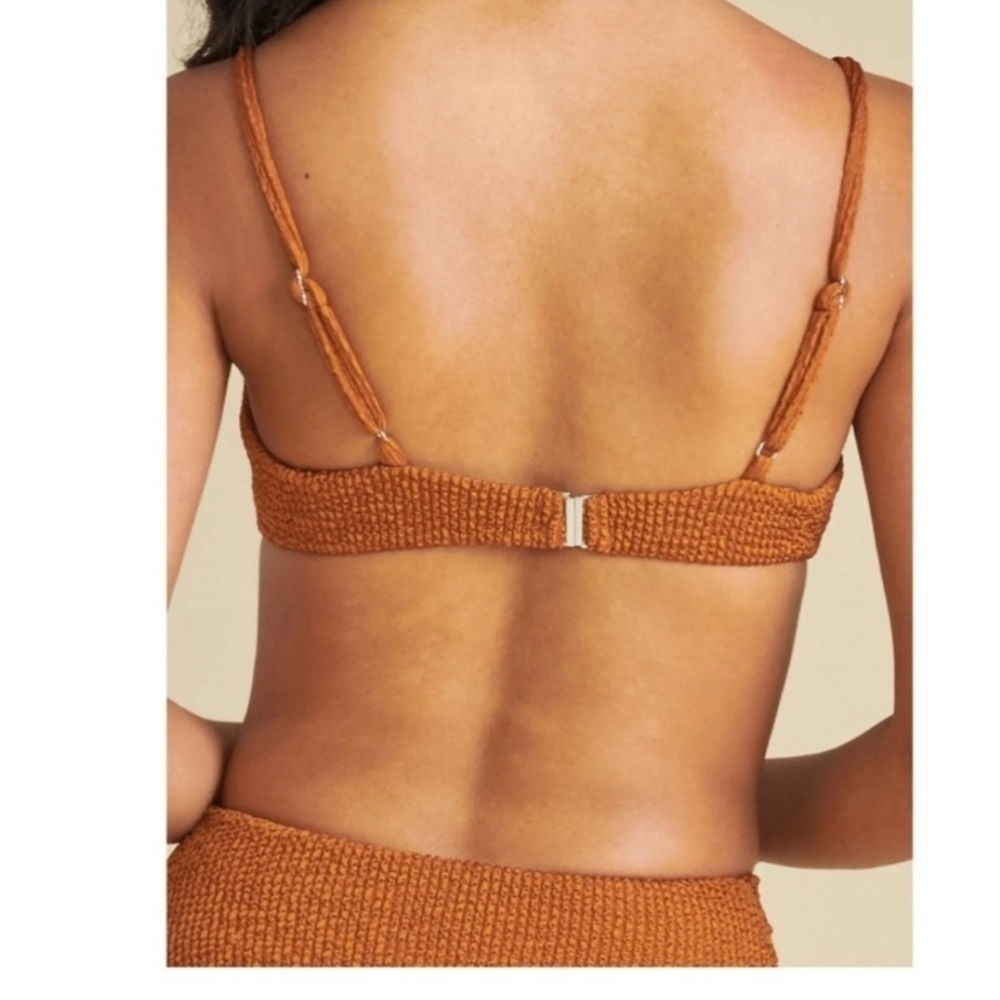 Veronica beard dyer seersucker textured underwire bikini top 28494 - Picture 2 of 16